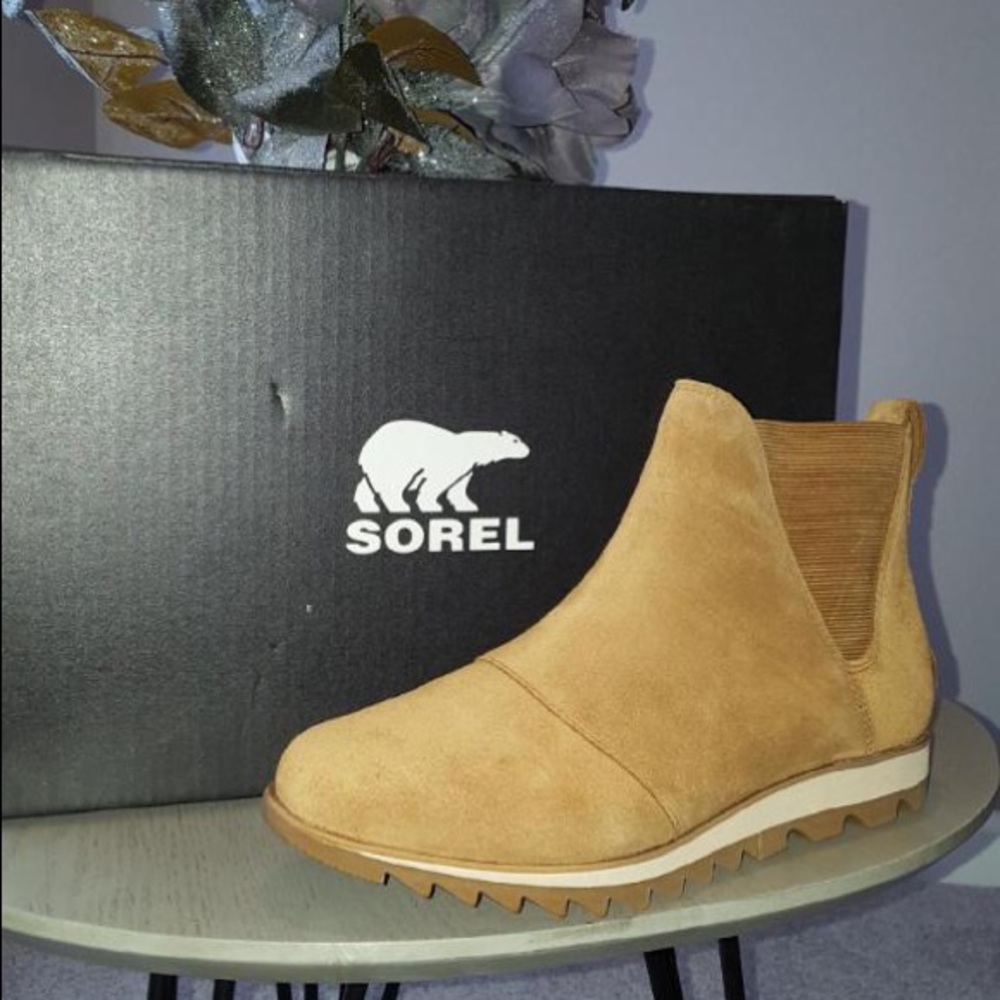 SOREL Harlow Chelsea boot